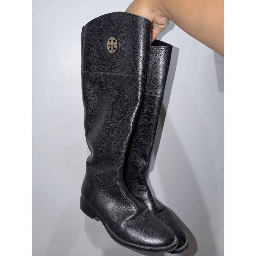 Tory Burch Black Riding Boots Pebbled Leather Sz 7 Gold‎ Detail